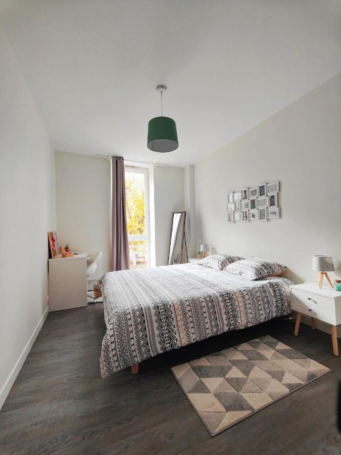 Ferienwohnung Agreable T2 Neuf -Le Dome- Riom Exterior foto